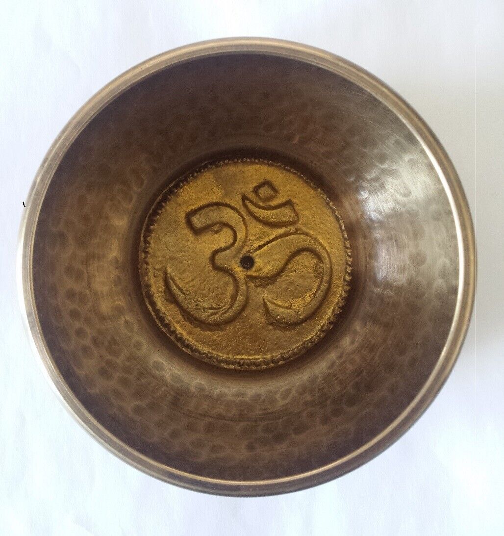 Tibetan Singing Bowl with wooden mallet